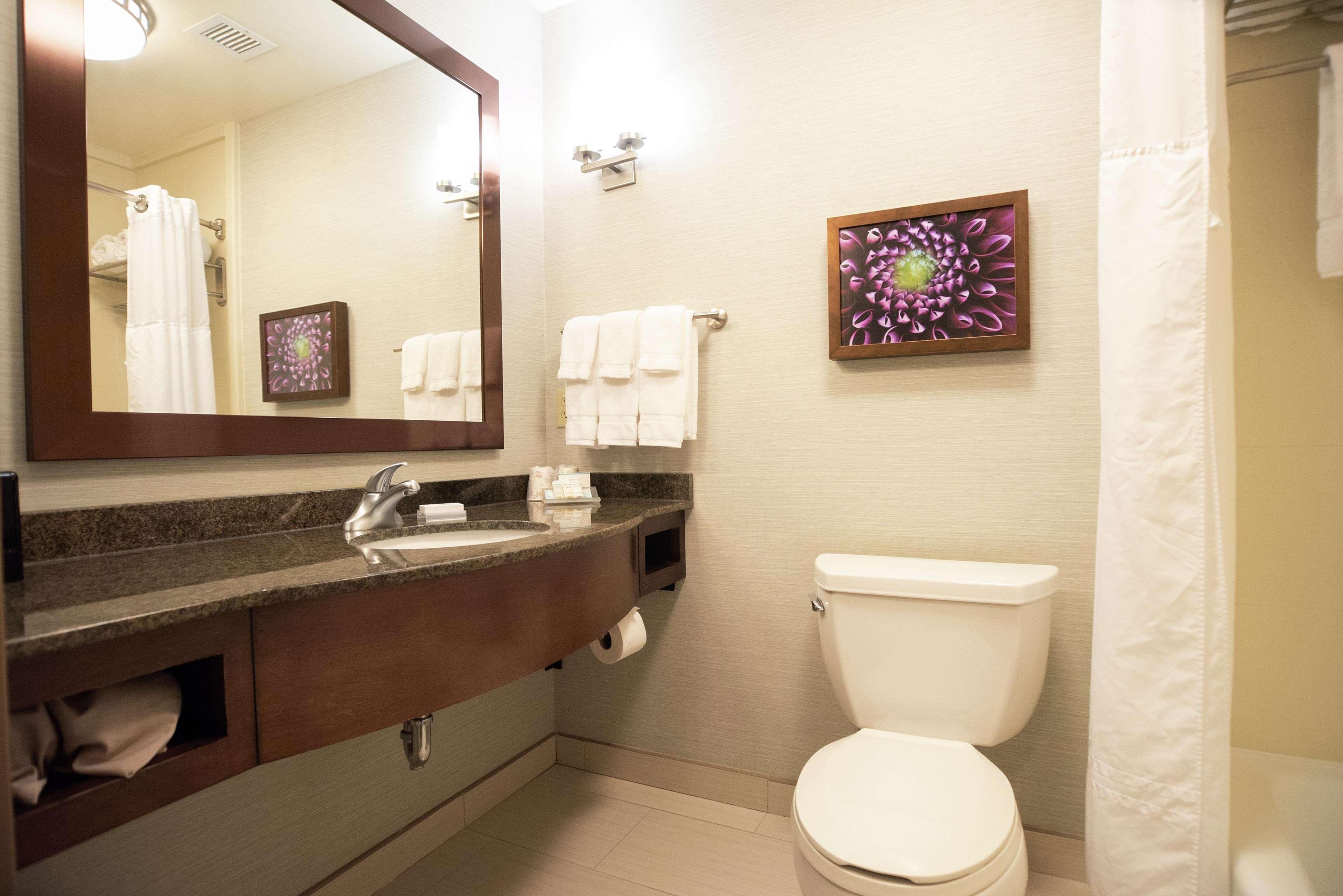 Hilton Garden Inn Covington/Mandeville Exteriör bild