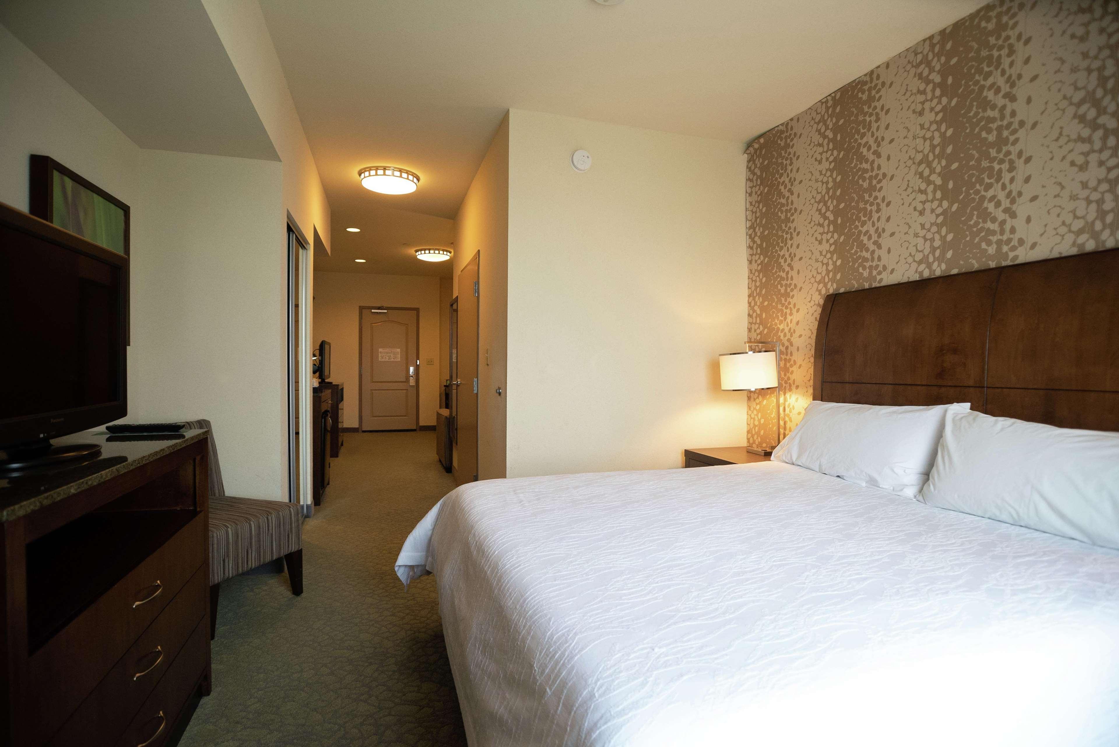 Hilton Garden Inn Covington/Mandeville Exteriör bild