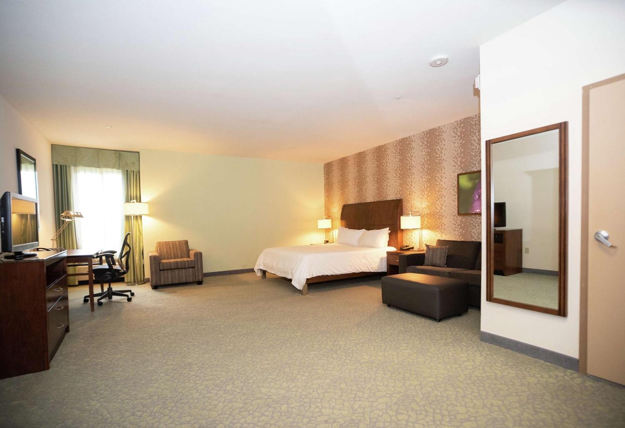 Hilton Garden Inn Covington/Mandeville Exteriör bild
